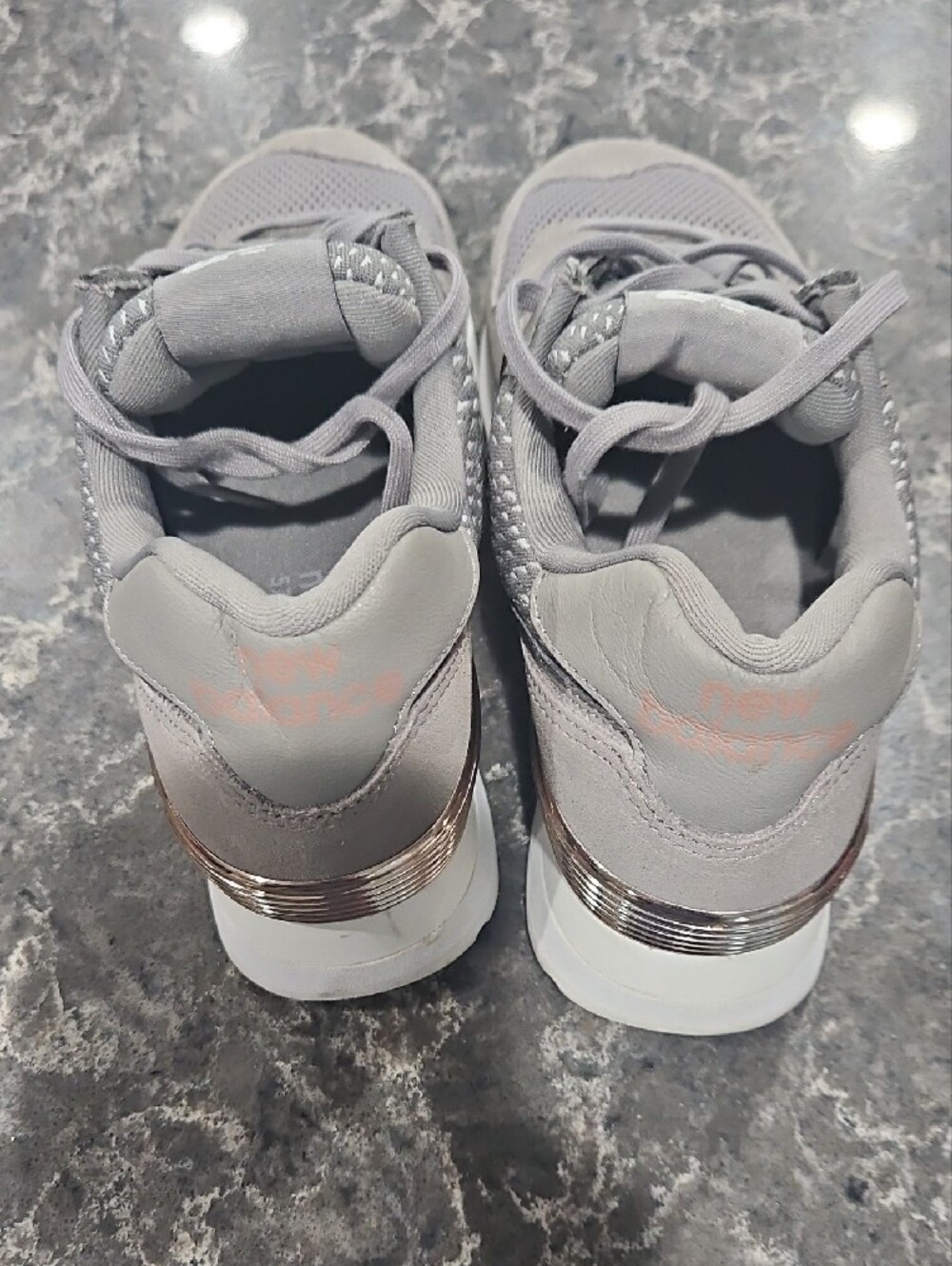 New Balance 574 Womens Sneakers in Gray with Rose-Gold Accent Size 7 - Picture 5 of 8